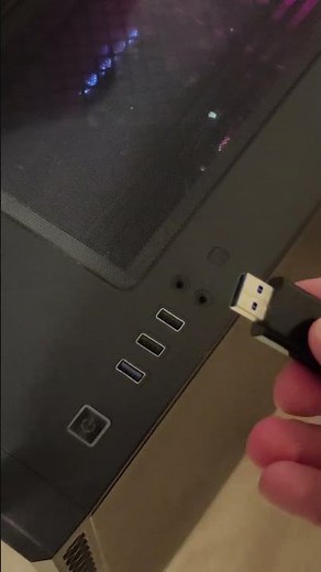 How to Plug in a USB Stick (Beginner’s Guide)