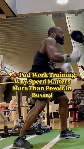 Boxing training : Pad Work Training: Why Speed Matters More Than Power in Boxing #boxing