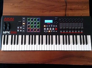 Akai MPK261 Review (Winter 2025) – Specs, Features, Pros, and Cons