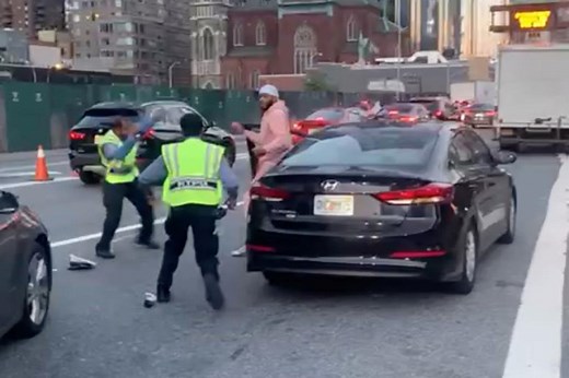 Wild video shows irate driver attack NYPD traffic police