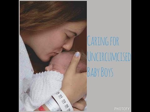 cleaning uncircumcised baby boys