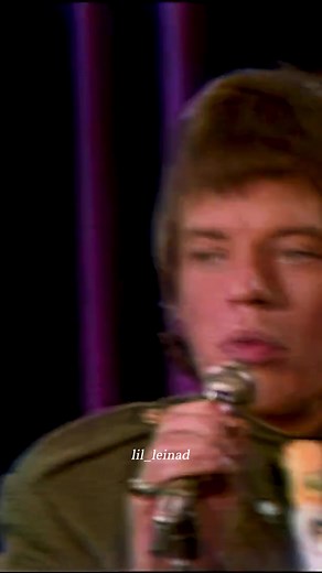 Rolling Stones: Paint It Black (Subtitulada en Español)