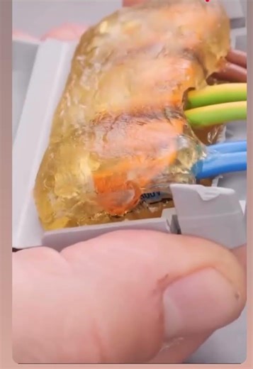 This Simple Gel Trick Stops Water Damage Forever #construction #diy