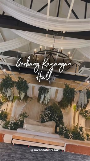 The wait is over! 💫 ✨ Gerbang Kayangan Hall @ Savanna Hill Resort kini dibuka untuk tempahan! Ruang yang luas, elegan dan penuh magis sangat sesuai untuk majlis perkahwinan, pertunangan, korporat dan sebarang acara istimewa 💐 Kalau impian anda ialah majlis yang nampak mewah tapi masih mampu milik, inilah tempatnya ❤️ 📍 Savanna Hill Resort, Ulu Tiram Lot 1516, Jalan Nasiman, Batu 18, Kampung Sungai Tiram, 81800 Ulu Tiram, Johor �📞 Booking dibuka sekarang! Hubungi : 6019-712 3222 (BAKAR) 6019-