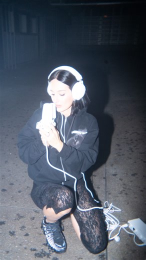 Anetha on Instagram: "Getting ready to the club. And you, what’s your routine? #nikeshox #teamnike #ad"