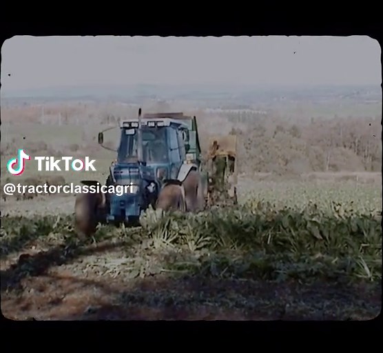 Ford 7810 Tractor Restoration and Lifting Beet