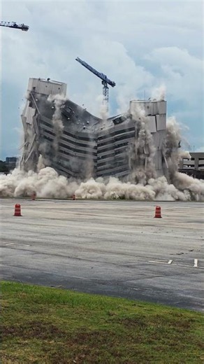WATCH: Arlington Hotel Implosion 💥