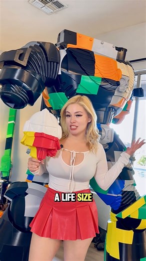 Doris on Instagram: "Since the life size 3d printed Space Marine is done, it’s only fair that it has another Warhammer favorite by his side.. a Sisters of Battle. @3dheydoris #warhammer40k #warhammer #spacemarines #sistersofbattle #3dprint"