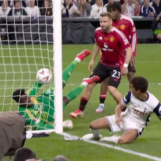 Johnson AGAIN. On the biggest stage! | Tottenham Hotspur