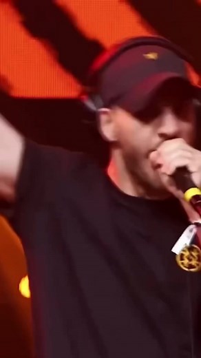 Amazing Reactions to Beatbox Performance | Rythmind