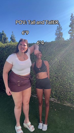 Height Differences: Tall Women and Unique Perspectives