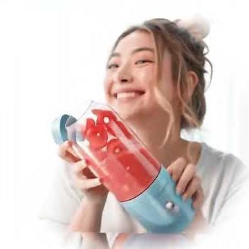 Portable Electric Mini Juice Maker !