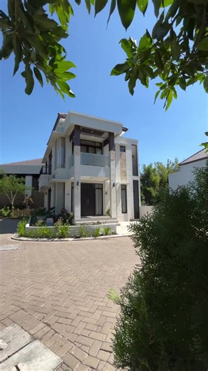 🏡 Perumahan Mewah di Cirebon – Kinaya Residence Hunian eksklusif dengan lokasi super strategis, dekat pusat kota dan berbagai area pembelanjaan. Cocok untuk tempat tinggal maupun investasi! ✨ Promo Spesial: ✔ Tanpa DP ✔ Cukup Booking Fee 10 Juta (All In) ✔ Cashback 50 – 100 Juta tanpa diundi ✔ Cicilan mulai 6 jutaan / bulan 🏠 Pilihan Unit: • Ready Stock (siap huni) • Indent (bangun baru) 💳 Metode Pembayaran: • Cash Keras • Cash Bertahap • KPR Bank 📍 Miliki hunian nyaman di lokasi strategis C