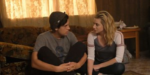 Bughead Is Starting to Crumble on Riverdale
