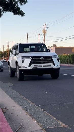 😍 New Lexus GX 550 LUXURY+ SUV with Eminent White Pearl paint