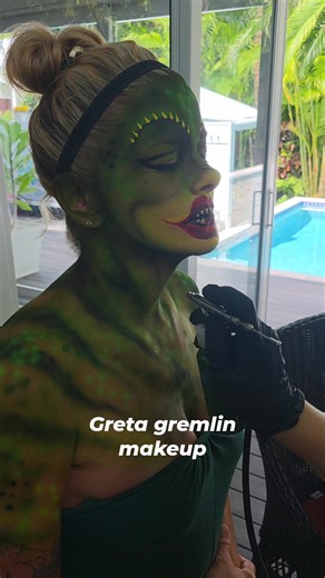 Greta gremlin makeup 💄👄 #gretagremlinmakeup #fantasyfest2025 #lanachromium #gremlinfaceart | Fine Art, Bodypainting & Airbrush Make-up / bodyart by Lana Chromium