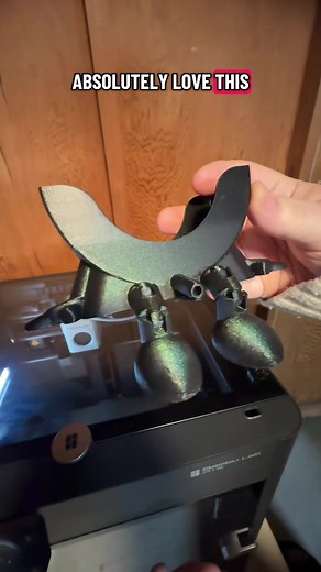Simplify 3D Printing Setup with This Intuitive Printer