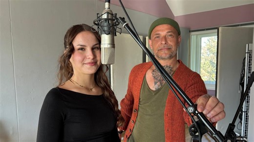 Junge Sängerin im Glück: Apple platziert Meerle aus Weigheim zwischen Sarah Connor und Sido