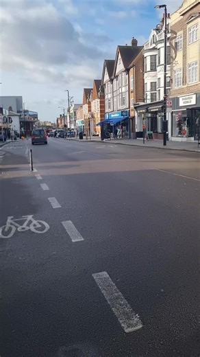 Exploring the Real Streets of London