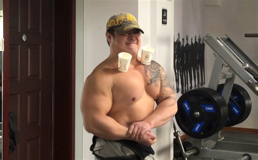 新年快乐！ 株洲大臂哥