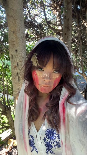 Last Minute Midsommar Costume Ideas for Halloween 2025