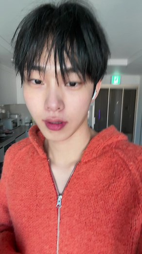 APT Dance Trends in Minecraft Inspired by Attack on Titan