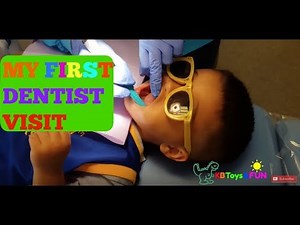 TODDLERS FIRST DENTIST VISIT