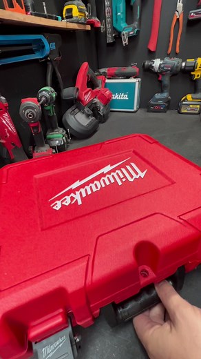 Get clearer images and easier inspections–Preorder Milwaukee’s M12 M-Spector 360 3m Inspection Camera now! #welovetools #teamsydneytools #milwaukee | Sydney Tools