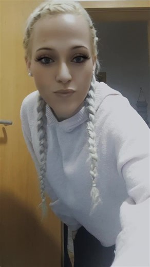 julianewinter7 (@julianewinter7)’s videos with Baby Langsam - Despacito auf deutsch - Voyce