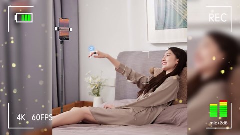 Fingertip Wireless Bluetooth Remote Control,Remote Control APP Page Turner, Scrolling Rings Rechargeable Camera Remote for Phones Tablets(Black)