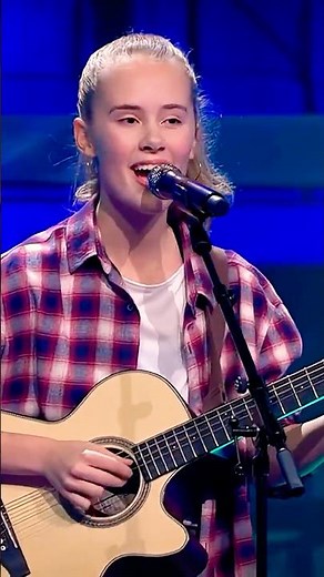 One Girl, One Guitar…FOUR Chairs! 🎤