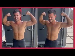 Taylor Lautner treinando pesado e exibindo os músculos (2021)