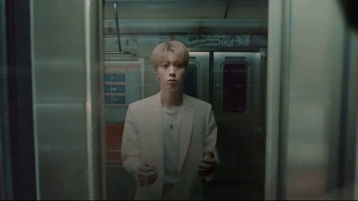 Samsung Galaxy Z Flip3 5G TV Spot, 'Unfold Your World: BTS'