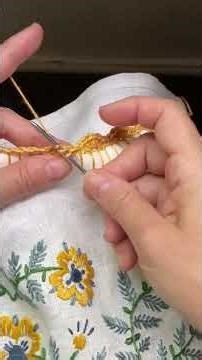 Adding a scalloped crochet edge to embroidered fabric #embroidery #handembroidery #crochet