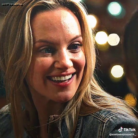 Unforgettable Moments: Captivating Eye Contact in 7x6