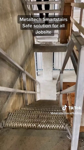 The Metaltech Smartstairs. Safe, versatile, economic, sustainable ans fast. These stairs can be installed and adjusted to any jobsite !! #metaltech #smartstairs #security #safety #construction
