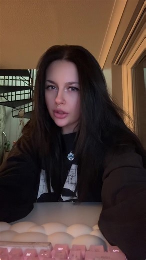 Sophie.eloisex (@sophie.eloise)’s videos with Wash My Hands - R. 🦋 Ridley