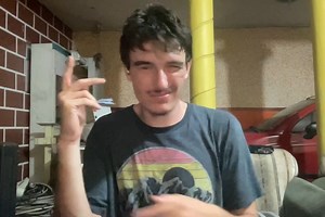 Do you know who those 3 deaf men in maine? | Mav