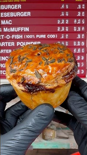 The easiest Beef Bourguignon pies with a neat pastry hack.