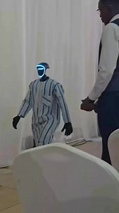 A robot made 100% in Burkina Faso 🇧🇫, showcased on the launch of the Digital week in the country. #Africa #BurkinaFaso | Typical African