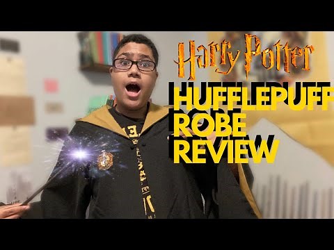 UNIVERSAL STUDIOS HUFFLEPUFF ROBE REVIEW