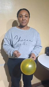 Vandag se uitdaging: Lees Romeine 8 hardop. En wow… hoe sterk praat God se Woord met my hart. 🤍 Ek is nie meer ’n slaaf van vrees nie. 🤍 Alles werk ten goede mee vir dié wat Hom liefhet. 🤍 Niks sal my ooit van Sy liefde kan skei nie. Hierdie drie waarhede dra my vandag — en dalk is dit presies wat jy ook nodig het om te hoor. Jy is nie alleen nie. Jy is geliefd. Jy is geroep. God se liefde hou nooit op nie. 🎈#40tot40 #Romeine8 #GeloofInAksie #GodIsGetrou #Bemoediging #JesusRed #BybelWaarheid