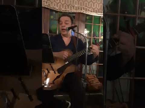 The Smoke on the Horizon - Singer/Songwriter Frederick Chipkin - Austin Ale House - Kew Gardens