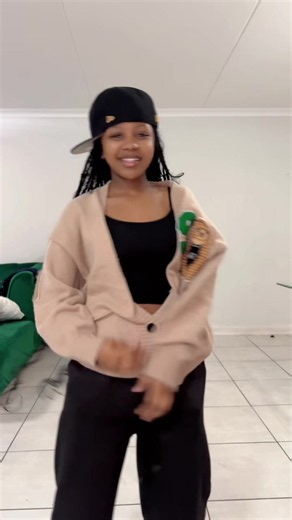 Introducing my nunuberries to yall 🥹❤️! @Olwethu K🤍! @dancing _with_simpii @_khayonelose @thandokuhle_precious #fypシ゚ #viral_video #blowthisup #trendingvideo #lsg1125
