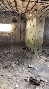 WWII Japanese pill box on Obyan beach | Jeff Nicholas