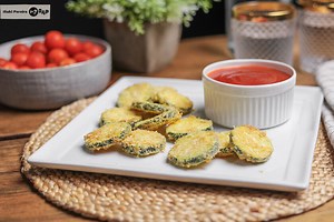 Calabacín rebozado crujiente y jugoso sin freír: una receta saludable lista en 10 minutos en la airfryer