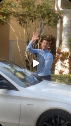 Ayo Terry on Instagram: "One brisk autumn morning, @terrybusiness and Lil Esco flew to New York City for a real estate conference. Amidst the towering skyscrapers and bustling streets, Terry decided to teach Esco about real estate wholesaling. As they strolled through Central Park, Esco asked, “Ayo, Terry, what’s real estate wholesaling?” “It’s a strategy where you find a property, get it under contract, and then sell the contract to an investor for a fee,” Terry explained. “You don’t actually b