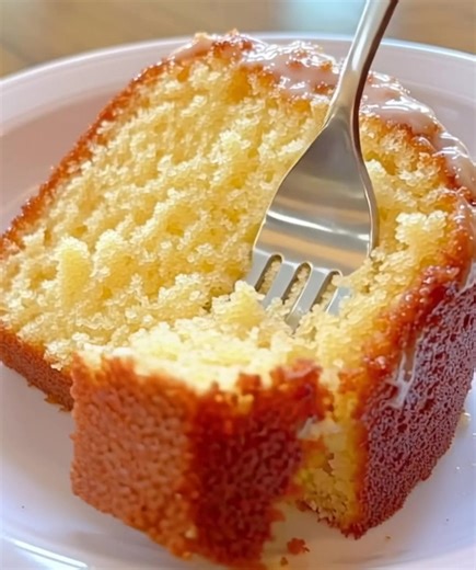 12K views | Hands down, the only lemon cake I'll eat! Full recipe  | 푫풊풇풇풆풓풆풏풕 풅풆풕풂풊풍풔 | Facebook