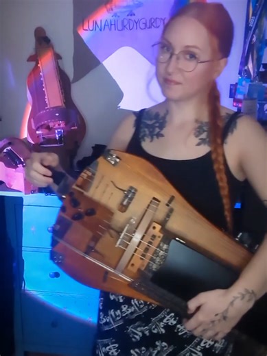 Playing Sea of Thieves While Using a Hurdy Gurdy
