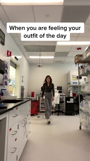 Lab Coat Outfits: Transitioning from Influencer Style to Biotech Lab Life